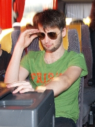 V autobusu III
